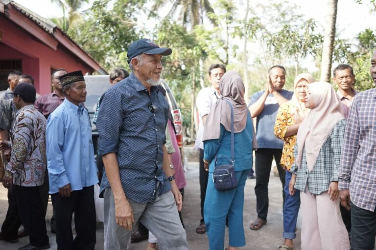 Caleg DPR RI Sri Purnomo