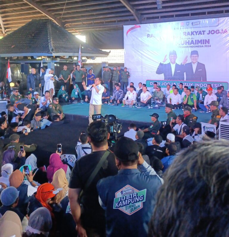 Kampanye Terbuka Paslon 01