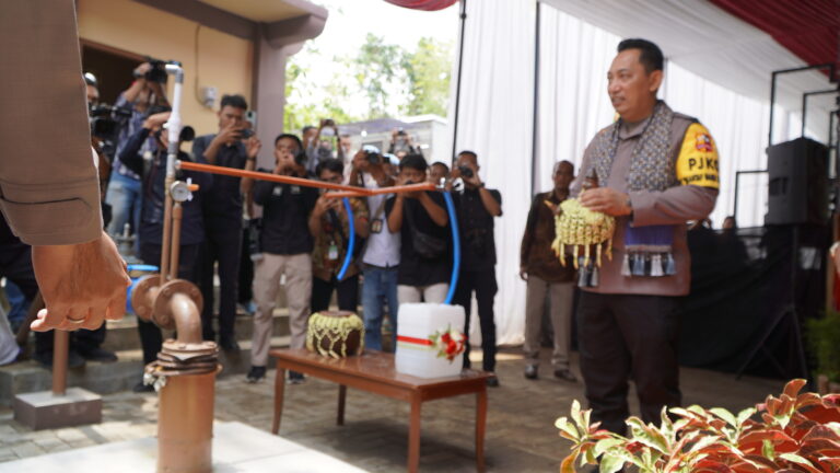 Peresmian Sumur Bor