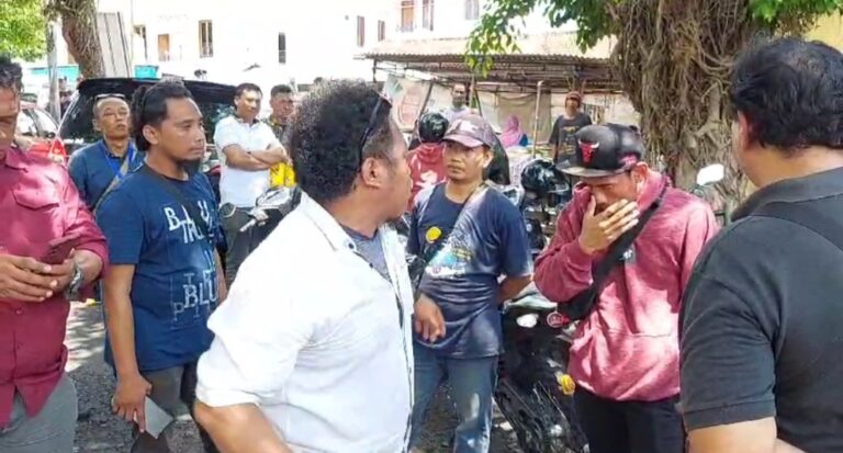Seorang Warga Diamankan Saat Membawa Spanduk Dukungan Ganjar
