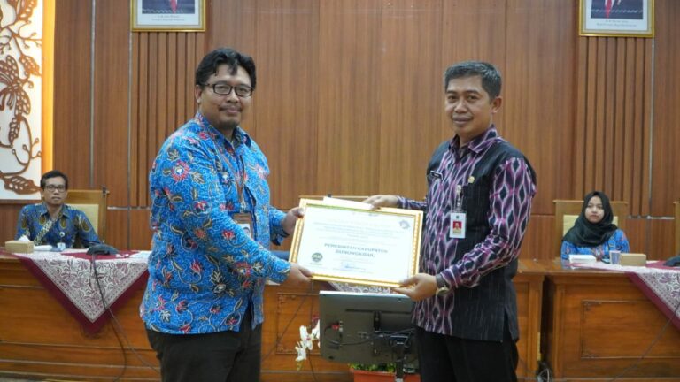 Penghargaan Untuk Pemda Gunungkidul