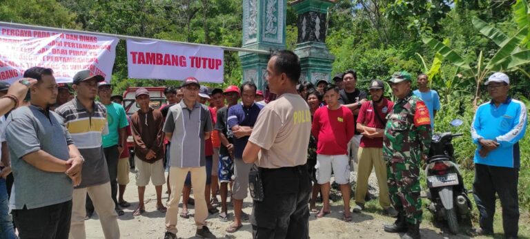 Aksi Penutupan Tambang Di Kalurahan Serut