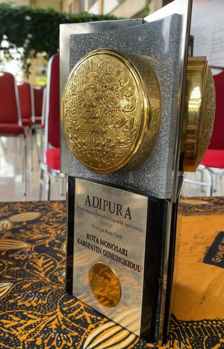 Piala Adipura