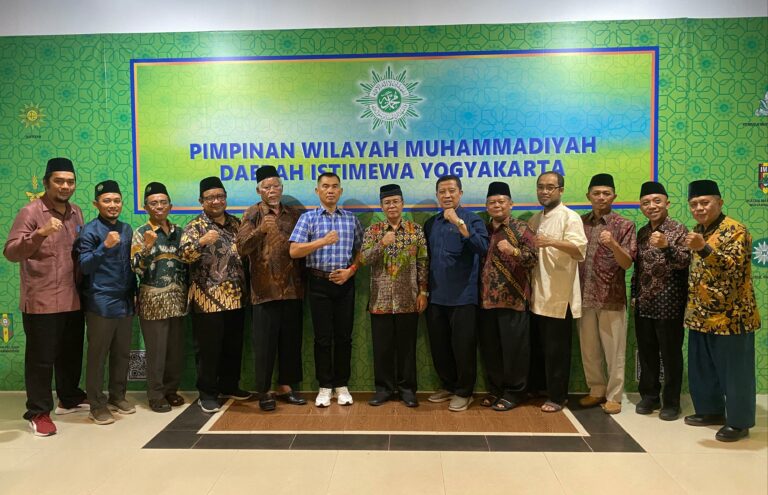 Silaturahmi Bupati Gunungkidul Sunaryanta Ke PWM DIY