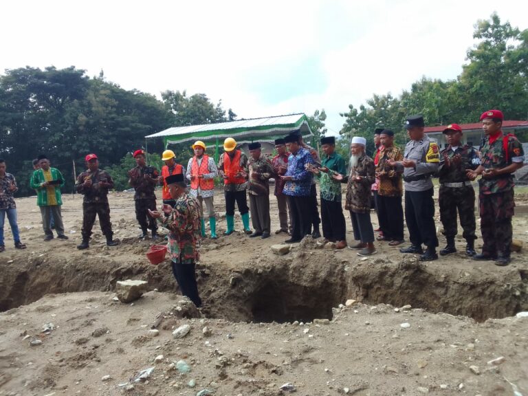 Peletakan Batu Pertama Pembangunan Gedung