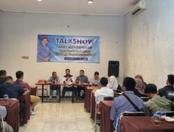 Talk Show Ardi Mendengar