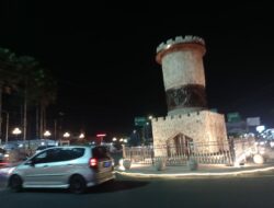 Tugu Tobong Landmark Gunungkidul