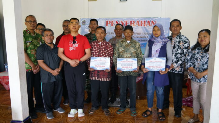 Pemberian Bantuan Jamban Sehat