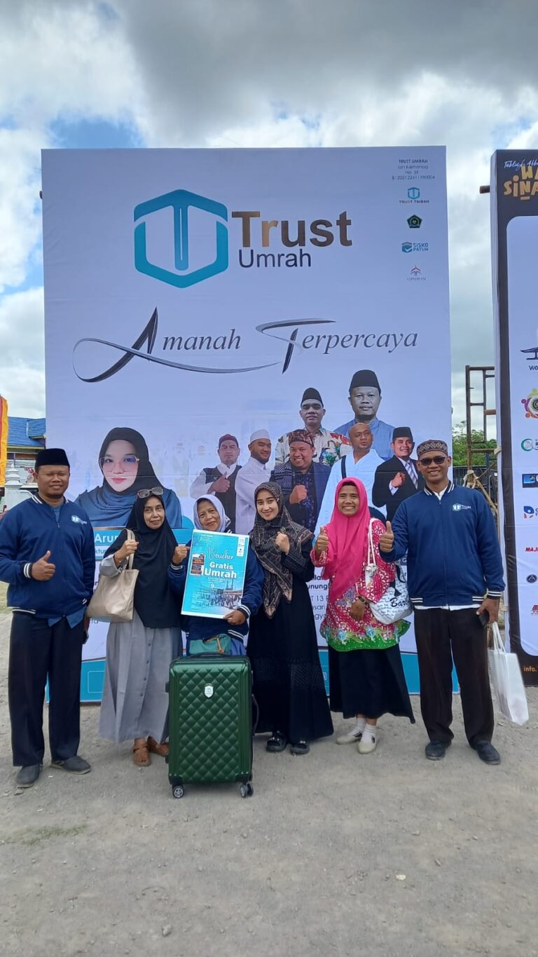 Jamaah Yang Mendapatkan Umroh Gratis