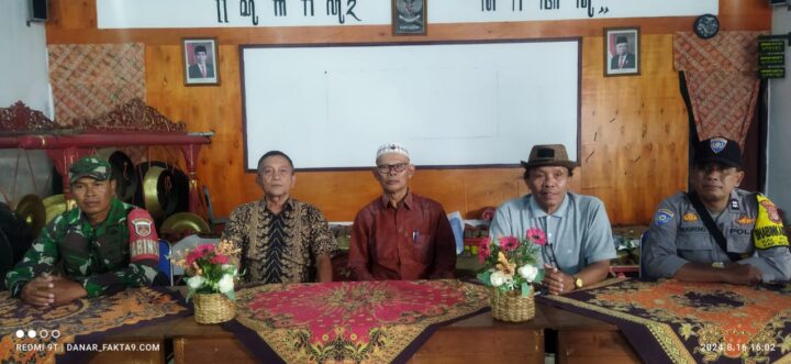Lurah Piyaman Didemo