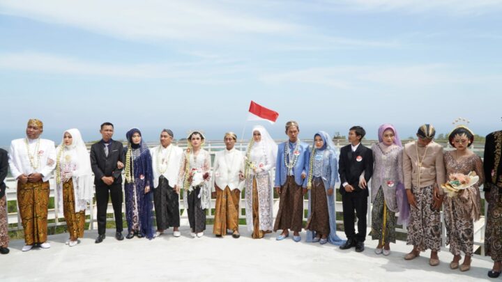 Nikah Masal Di HeHa Stone Valley