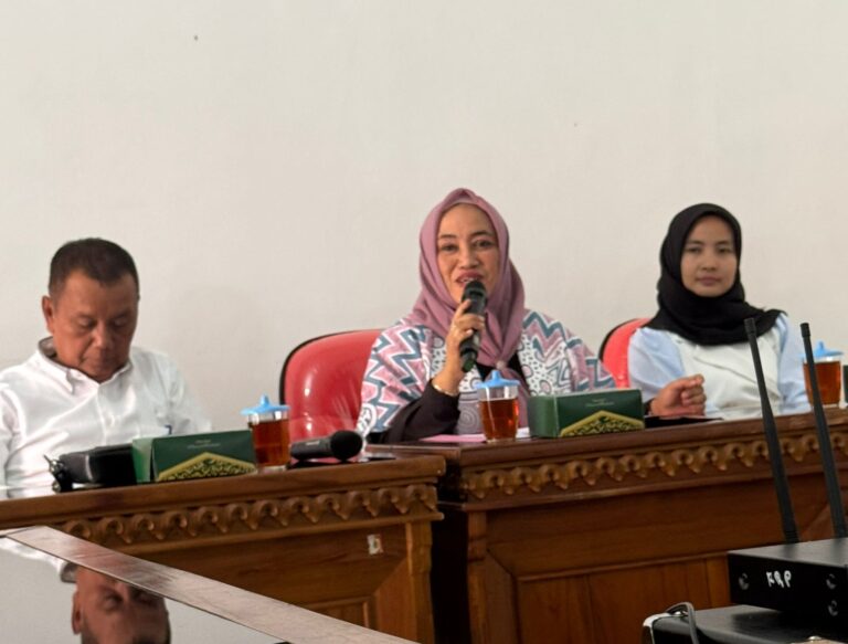 Ketua DPRD Gunungkidul Endang Sri Sumiyartini