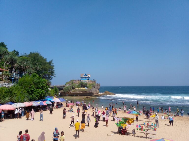 Kawasan Pantai Krakal