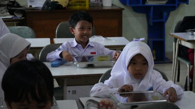 Program Makan Siang Gratis