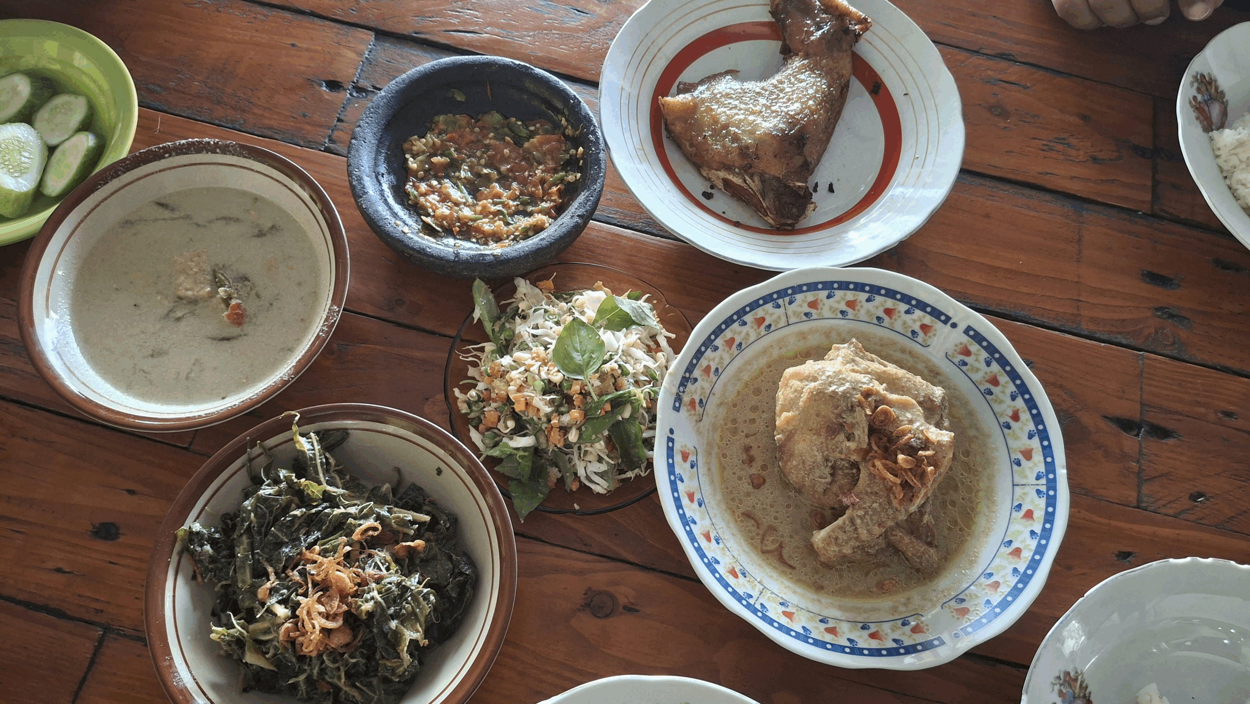 Inovasi Unik: Opor Ayam Digoreng