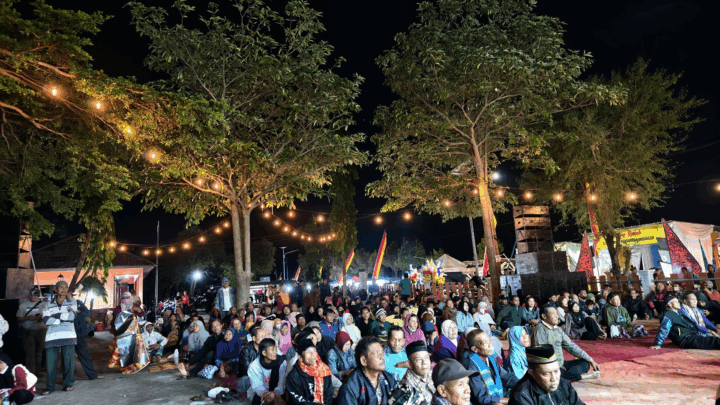 Suasana Malam Puncak Pagelaran Wayang Kulit bersama Sinden Elisa