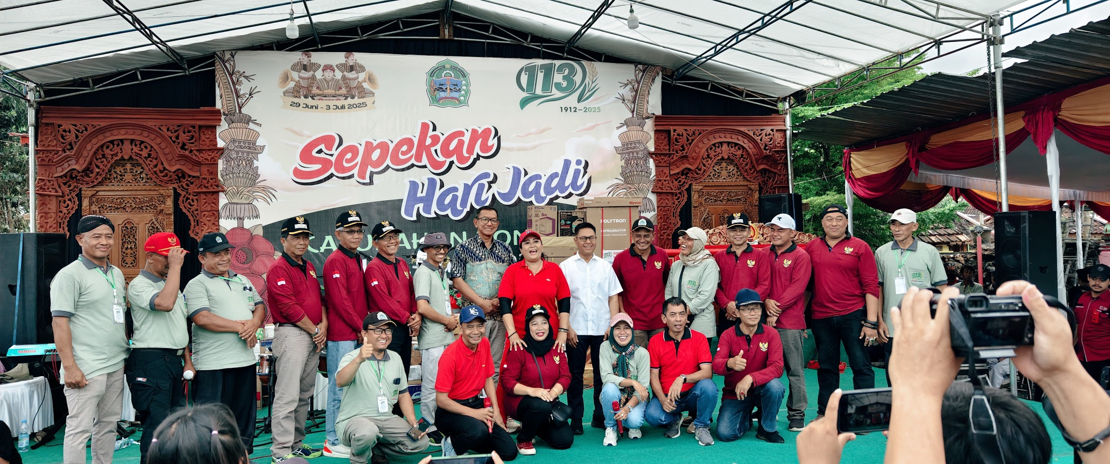 Pembukaan Sepekan Ponjong bersama Bupati Gunungkidul Endah Subekti Kuntariningsih dan Wakil Bupati Joko Parwoto