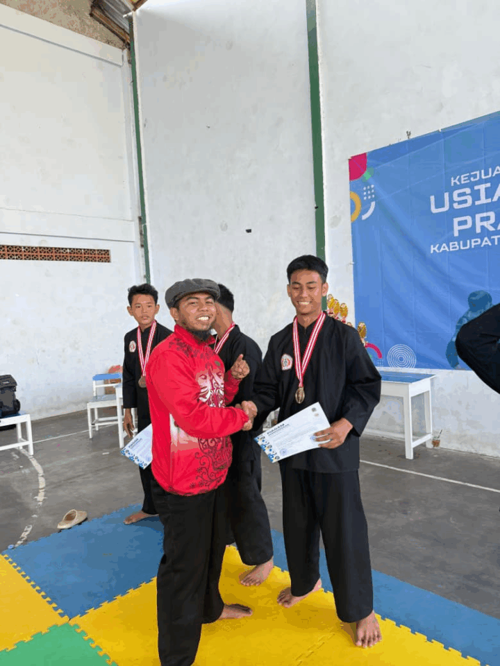 Profil Mustaghfiri Asykar