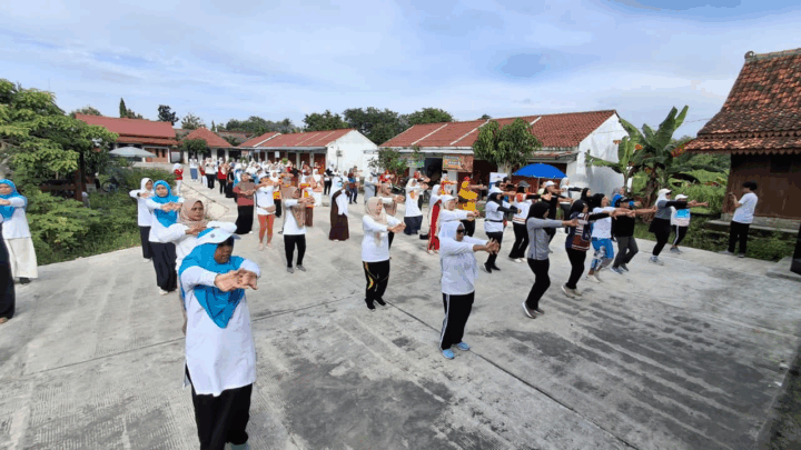 Satu-satunya Koperasi Berbasis Emosional Ibu-ibu