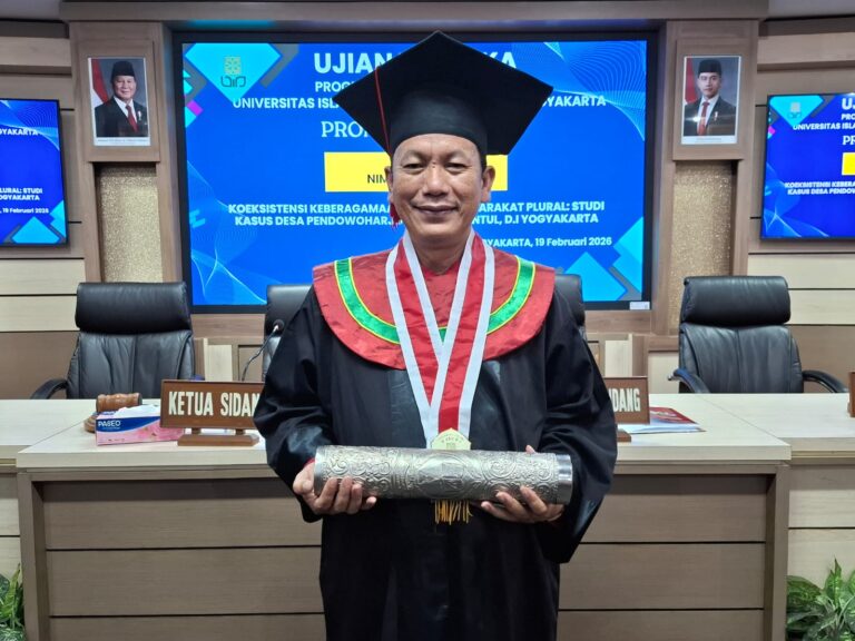 Kankemenag Gunungkidul Resmi Raih Gelar Doktor Di UIN