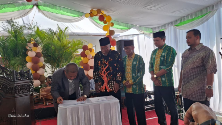 Penyerahan Wakaf Masjid Bagus Al Fauzan PDM Gunungkidul