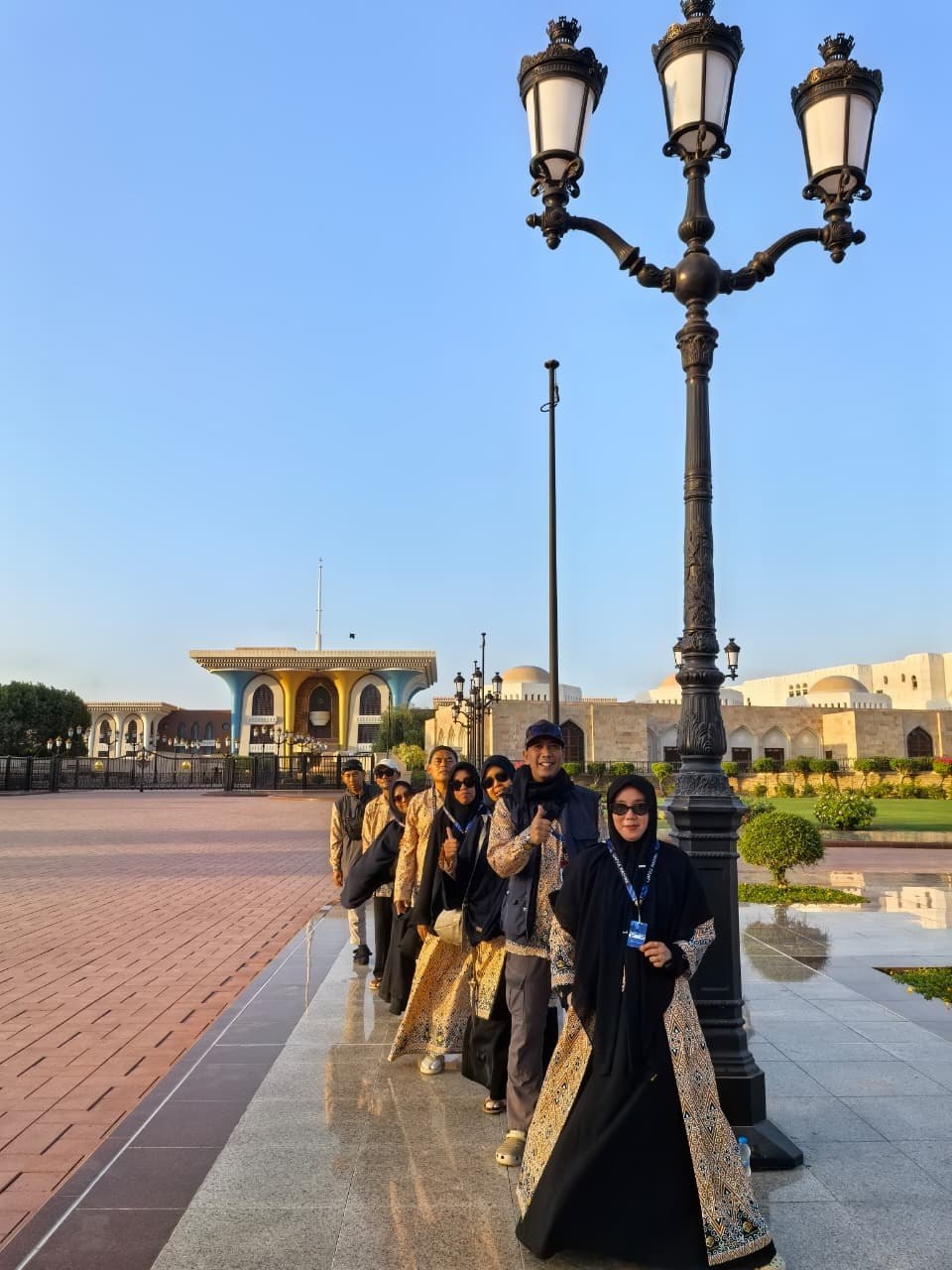 Qafila Madina Hadirkan Pengalaman Umrah 9 Hari, Jamaah Dapat Bonus City Tour Muscat - foto utama