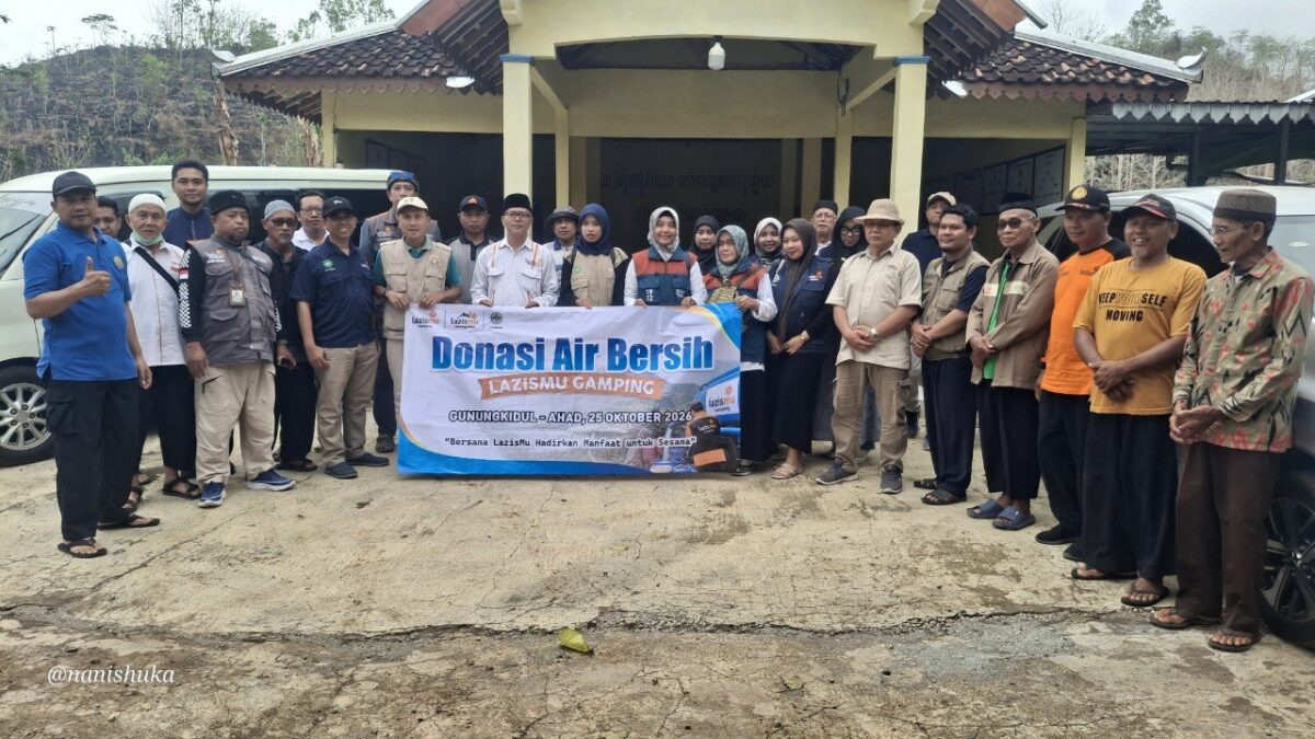 PCM Gamping Salurkan Donasi Air Bersih Ke Tepus - foto utama