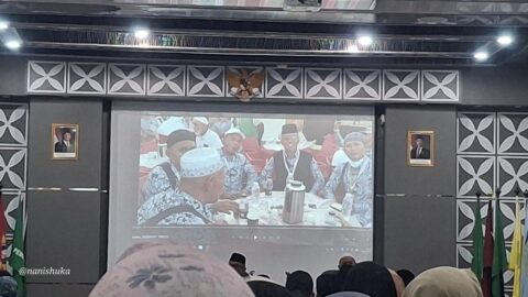 Manasik Haji. Siap Lebih Awal, Calon Jamaah Haji KBIHU 'Aisyiyah Tahun 2028 Ikuti Manasik - foto utama